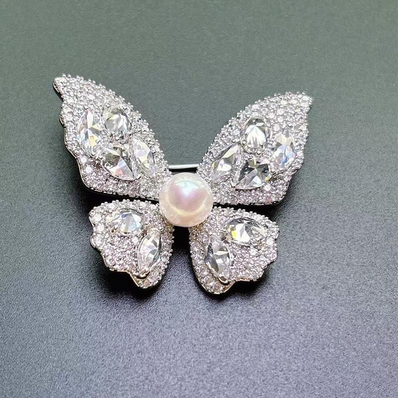 Product Introduction of Round freshwater real pearl handmade brooch for women paired with jewelry Daily 3