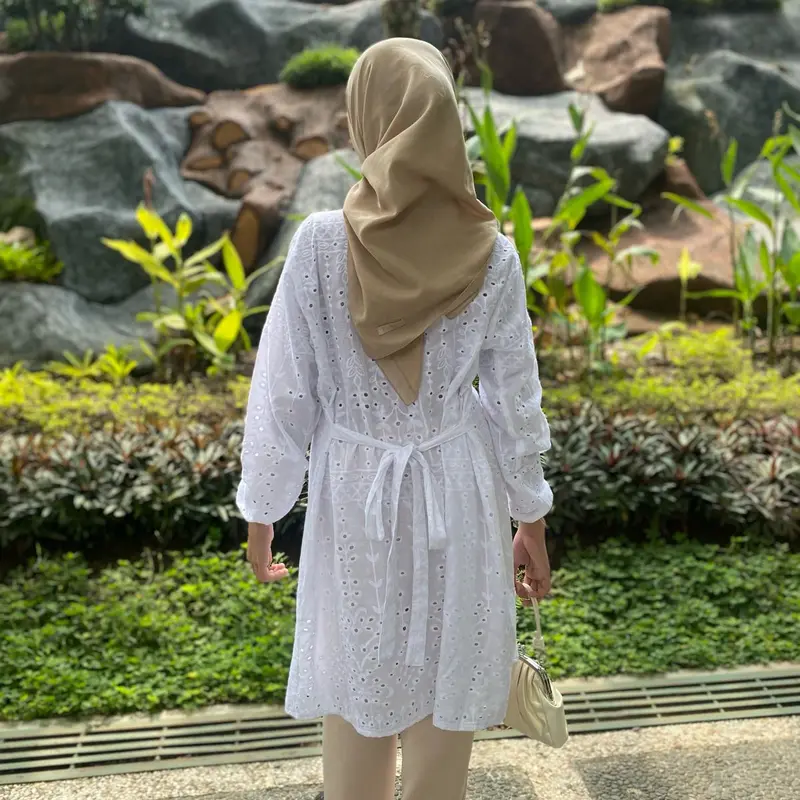 [ LD120 ] Chea Tunik Katun Bordir ( Katbol ) Baju kondangan / Baju Atasan Panjang Wanita Muslim Katun Bolong Kombinasi Kancing Hidup 6