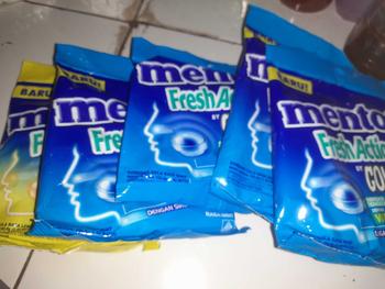 Product Review of Mentos Golia Isi 42x2,5g - Permen Mint Cemilan from N**N 0