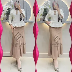 Starla Setelan Rok Knite Kancing Aktif