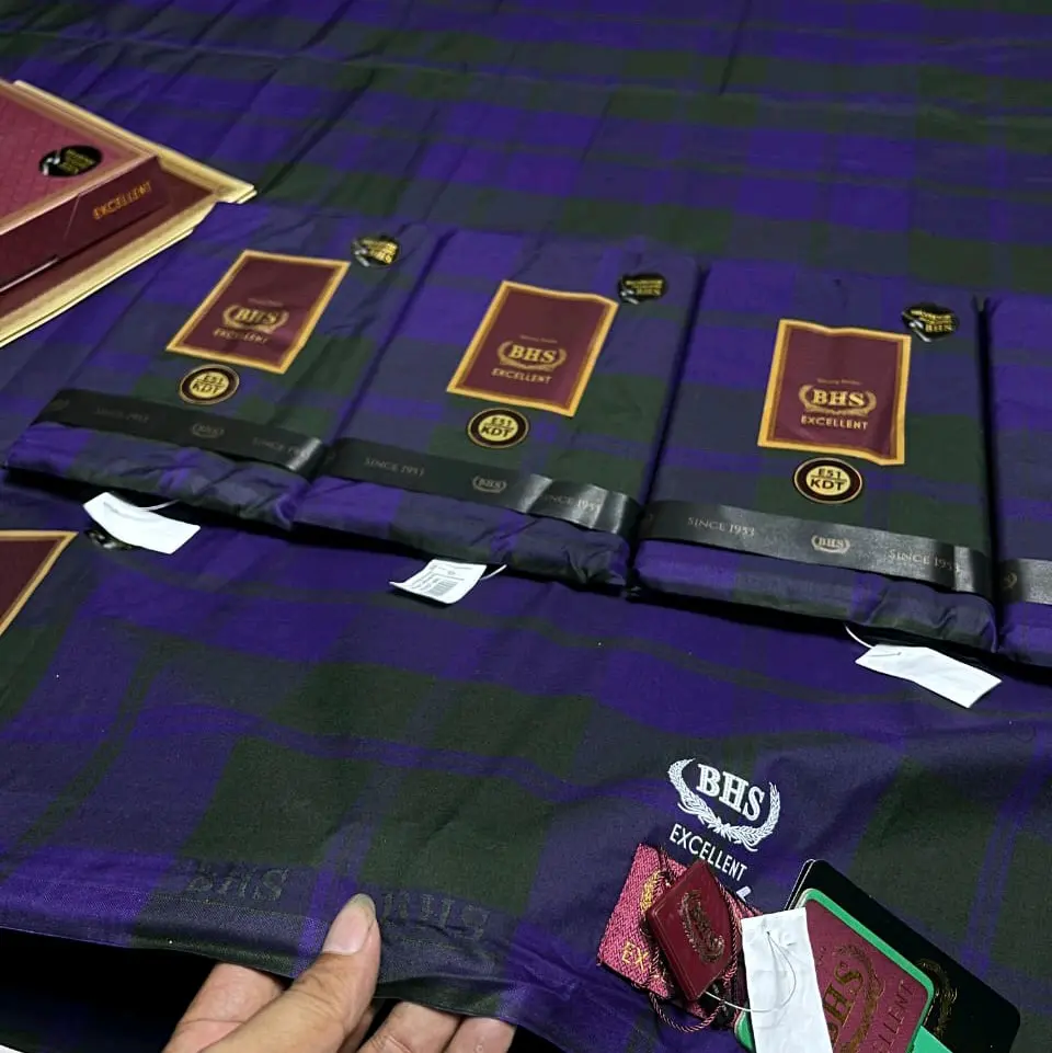 sarung BHS excellent gold KDT Olive tua besar