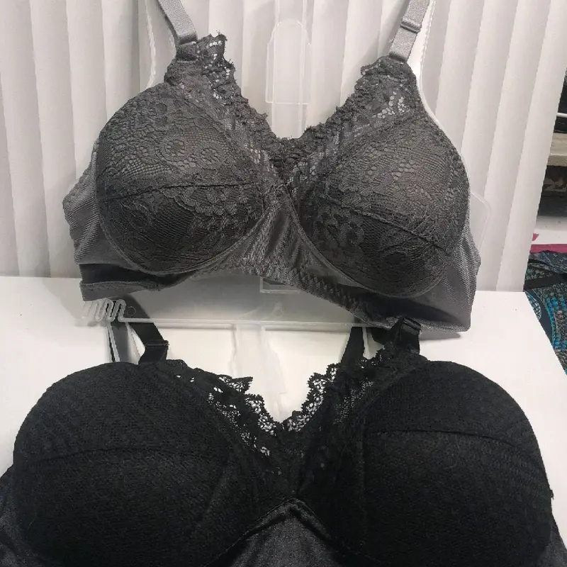 bra brukat renda wanita tanpa kawat Busa 0