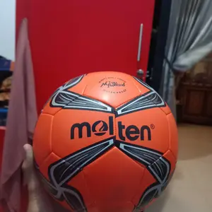 Bola Futsal Molten Vantagio 3400 Size 4 Gratis Pompaan l Jaring + Pentil Pres Mesin Jahit Berkualitas Premium Olahraga Ball Outdoor & indoor hexagon