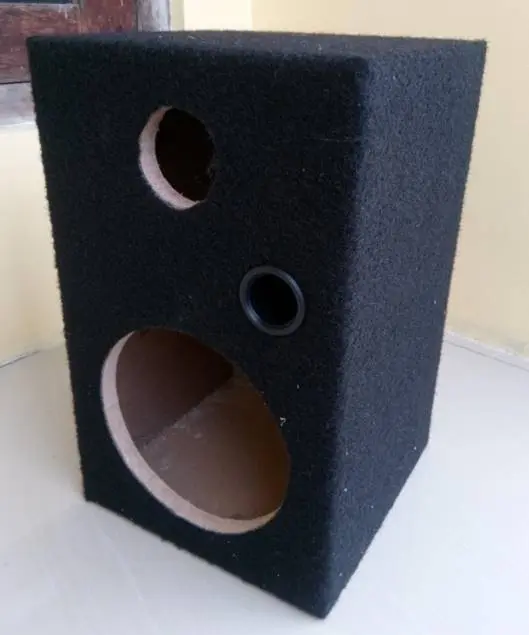 BOX SPEAKER 6 INCH KOTAK DENGAN LUBANG TWETER Bass 2