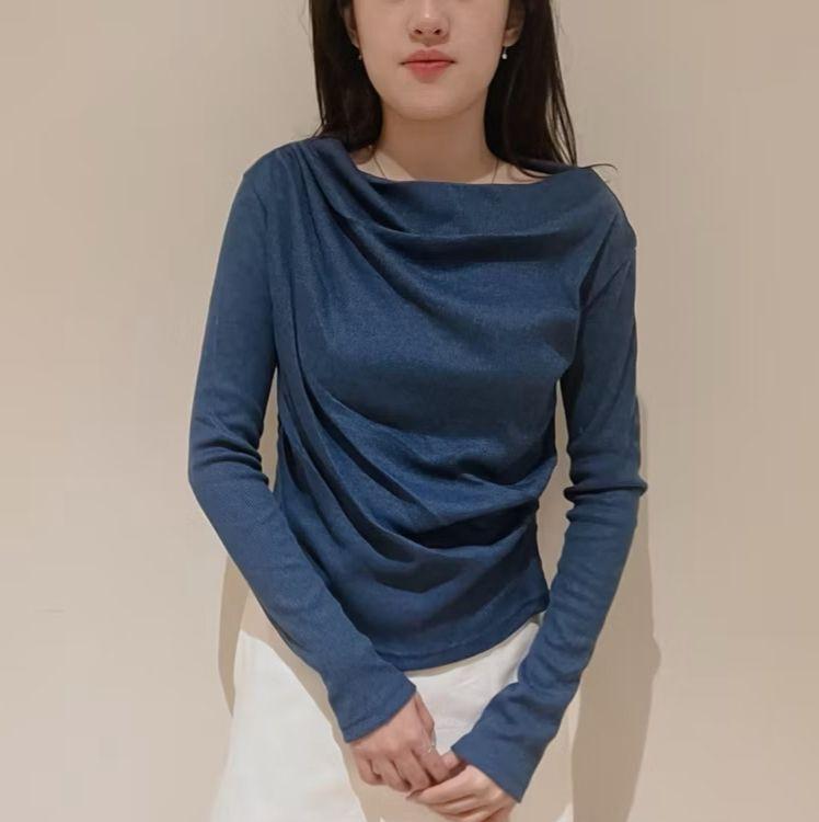 Atasan April Top Blouse Rib Knit Wanita Long Sleeve Korean Style Terbaru dengan Desain Elegan dan Nyaman Atasan April Top Blouse Rib Knit Wanita Long Sleeve Korean Style Terbaru dengan Desain Elegan dan Nyaman