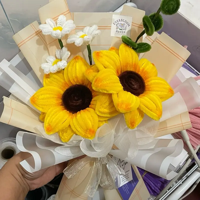 Buket bunga matahari, buket kawat bulu, buket artificial, gift, wisuda, anniversary 4