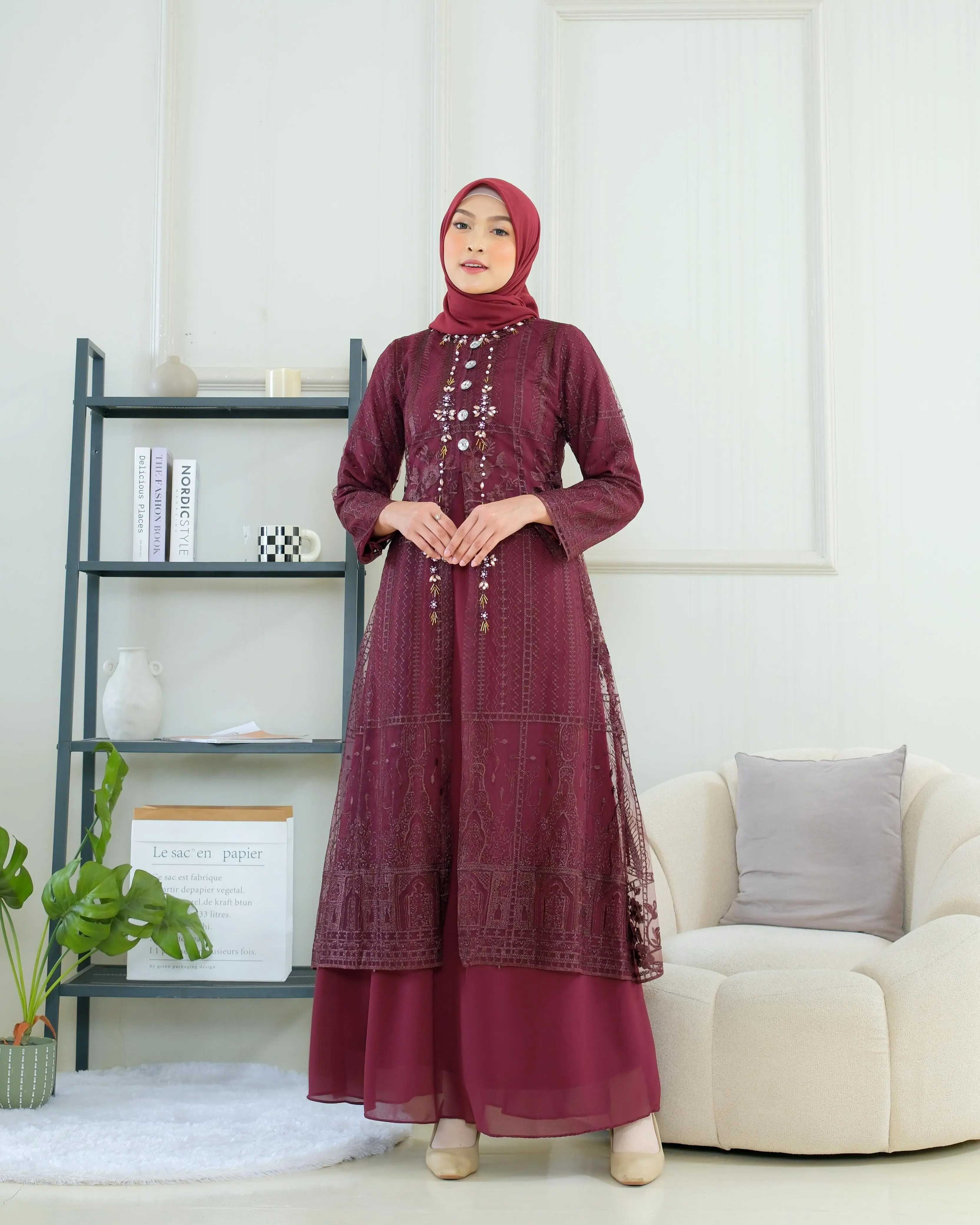 Mahalini III Dress / Gamis Mewah Pesta / Seragaman Pesta / Gamis Tille Bordir Payet Etnic / Gamis Brokat / Gamis Terbaru / Gamis Modern / Kebaya Pesta / Gamis Kondangan / Dress Kebaya Wisuda Ceruty Motif Muslim Mutiara Instan Panjang Rempel Outer