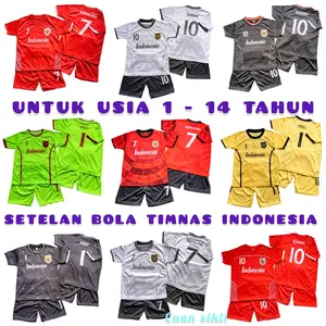SETELAN BAJU BOLA TIMNAS KAOS JERSEY BOLA TIMNAS UMUR 1 SAMPAI 14 TAHUN Outdoor Sport Anak