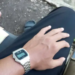 NEW HEXA Celana Jogger Baggy Loose Pants Fit untuk Wanita dan Pria Kaki Lurus Hitam Abu Olahraga Sport Bahan Katun Fleece Nyaman