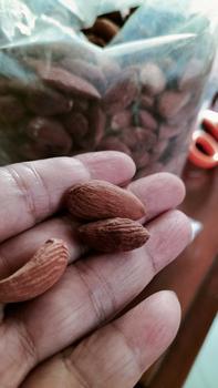 Product Review of Almond Roasted SUPER 1 Kg from E**6 0