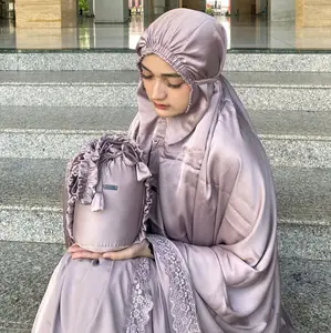 LuxeSilk Series adalah koleksi mukena eksklusif dari Taqiyya yang dibuat dari bahan silk premium pilihan—lembut, ringan, dan jatuh sempurna. Dirancang dengan potongan yang syar’i, namun tetap anggun dan modern, LuxeSilk menghadirkan kenyamanan dalam setia