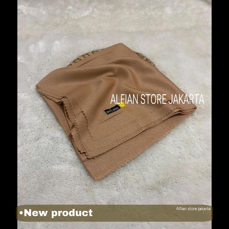 segi empat shinar glamor 110x110 cm Jilbab 3