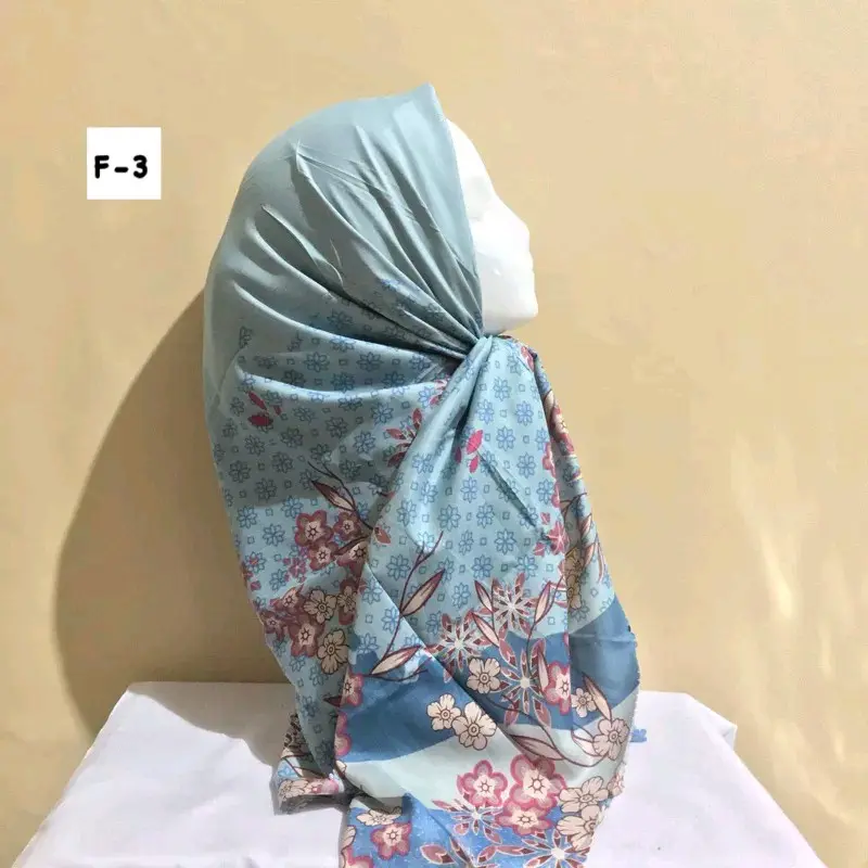 Paket 5pcs hijab segi empat ( 4pcs  hijab premium + gratis 1 pcs hijab random ) Hijab jilbab Segiempat Metal Logo Original motif Limited Edition 8
