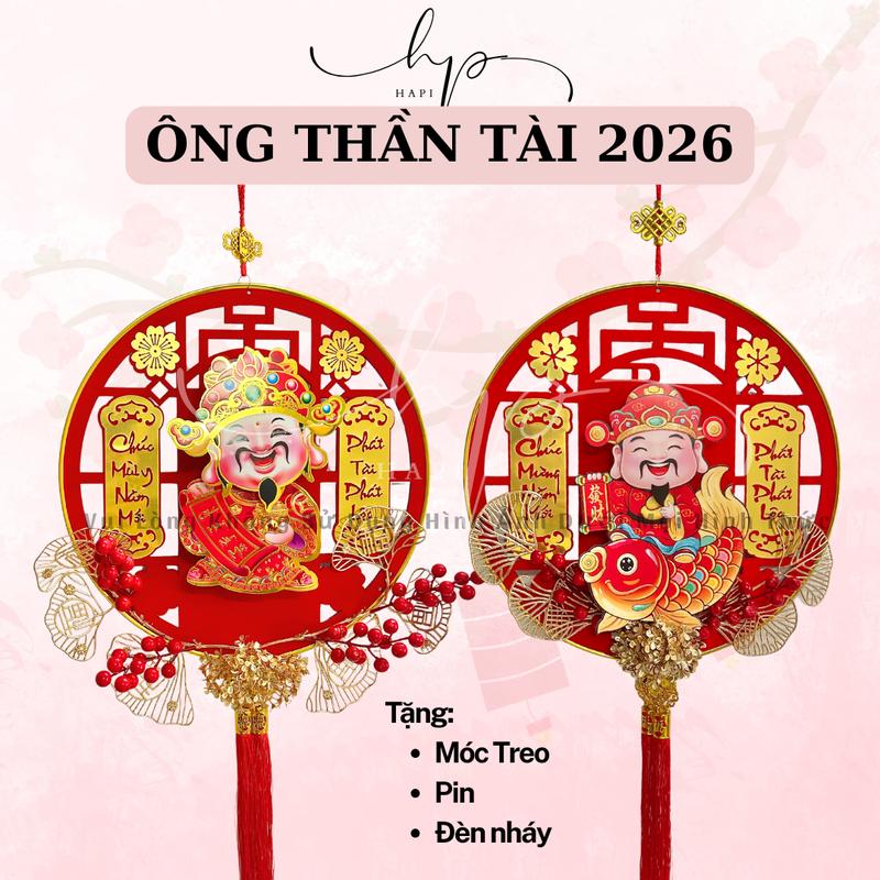   Tặng kèm PIN Đèn Móc Treo  Ông Thần Tài Cưỡi Cá Chép Vàng Gật Đầu Lắc Đầu Combo Trang Trí Tết Bính Ngọ 2026 Dải Decor Hút Tài Lộc Ông Thần Tài Treo Cửa Phòng Khách Văn Phòng 