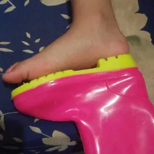 (328-2/228-2B) Sepatu Boots Jelly Anak Cewek Remaja Hello Kitty Premium Anti Air Hujan Super Lucu Cantik Trendy Mokaya / Ukuran 26-35 Fashion