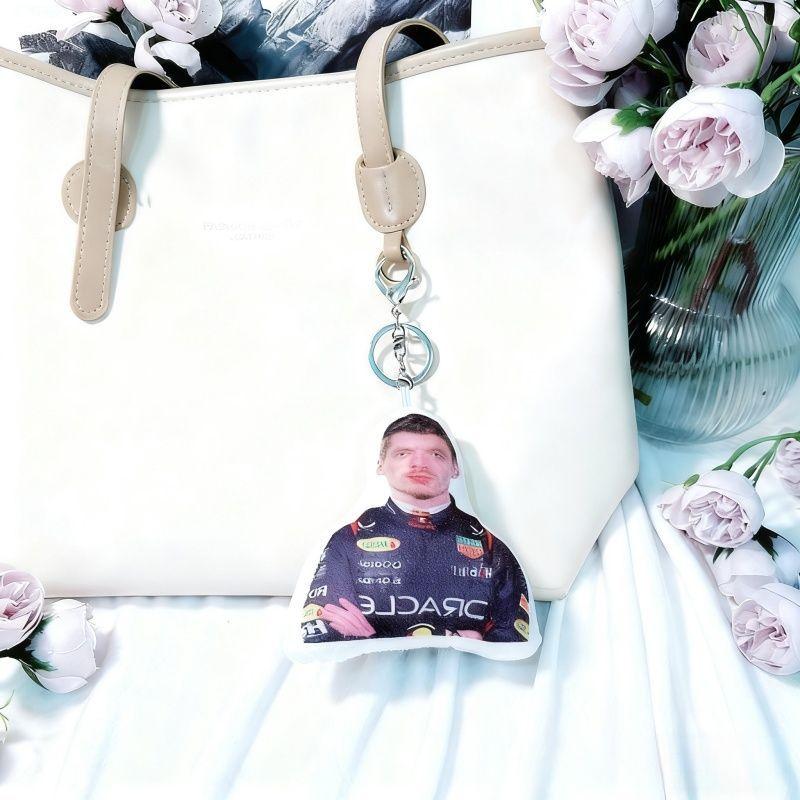 จี้กระเป๋าหัวเราะ Vita Pan การแข่งรถสูตร F1, กดเพื่อได้ยินเสียงเพลง Pan Zi, พวงกุญแจผ้ากำมะหยี่