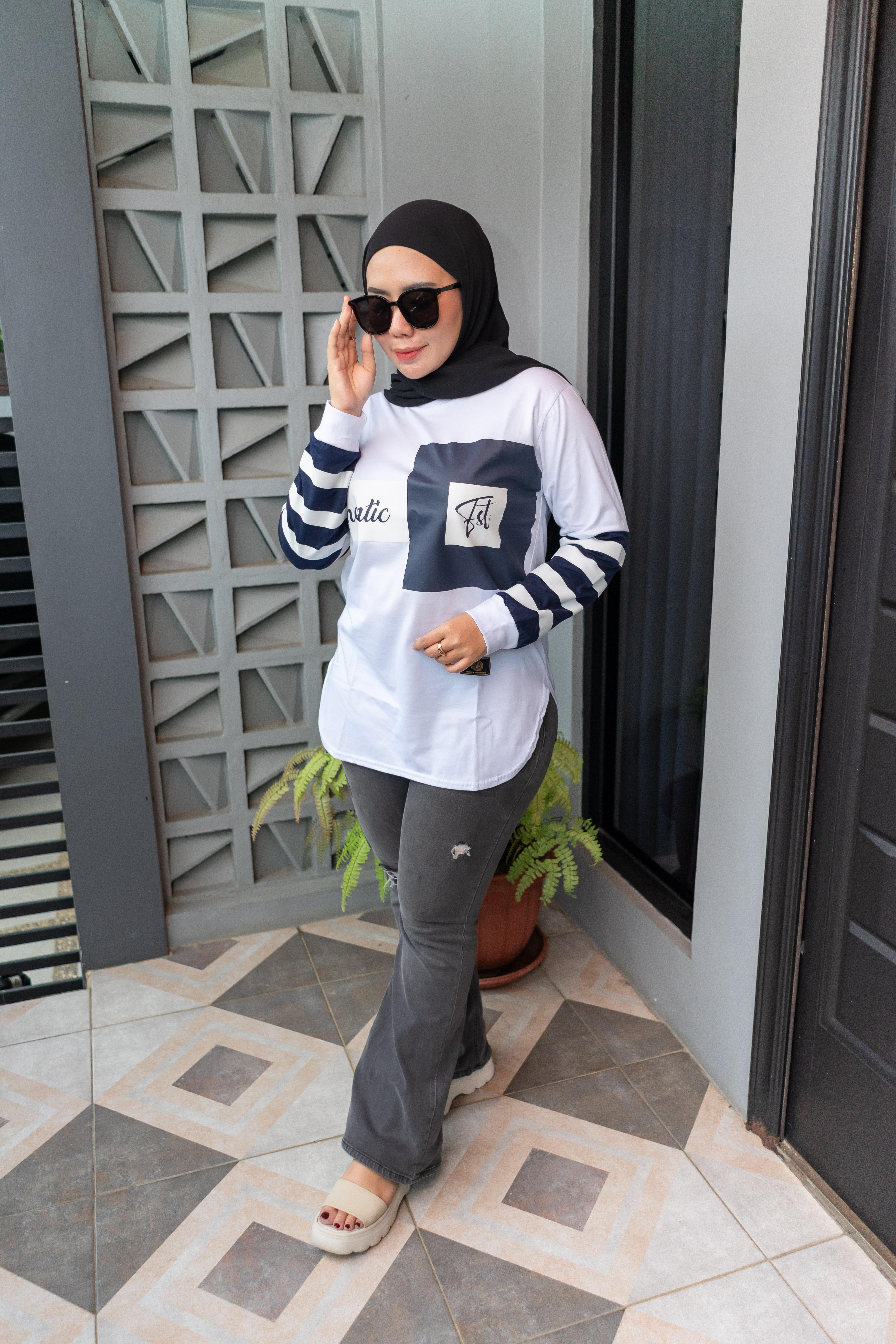 Xvlore | Atasan Hijab Kekinian Terlaris | Kaos bawahan oval Wanita Lengan Panjang Adem