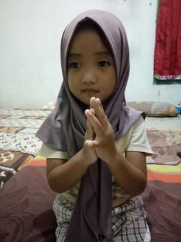 Product Review of Jilbab Anak Segitiga instan Jersey Premium Usia 0-8 tahun Kerudung instan Nyaman Muslim from P**a E**3 1