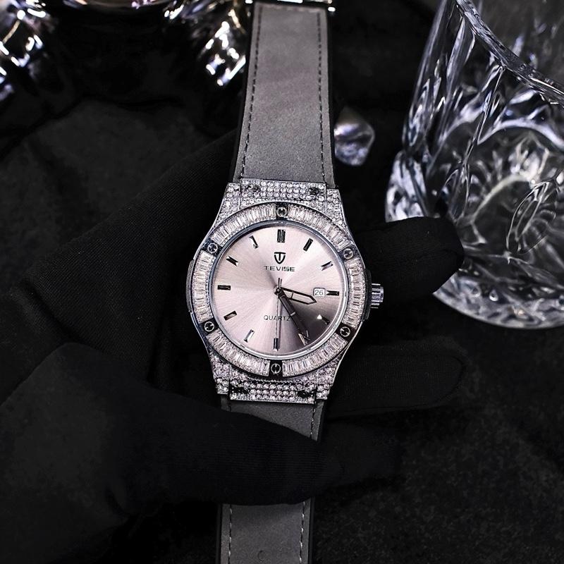 ĐỘC QUYỀN TÂN ĐỒNG HỒ Đồng hồ Tevise đính đá bạc dây da lộn xám lông chuột dây hương nước hoa máy quart
