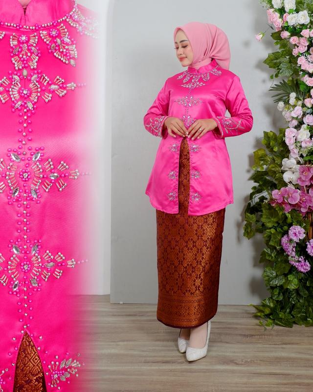 KEBAYA TUNIK CATALEYA LAMARAN WISUDA KEKINIAN - KEBAYA SATIN PAYET dinda 2