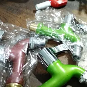 Keran Butik Berwarna-warni  Air Plastik 1/2" Drat Kuningan Keran Taman 1/2 Inch Engkol/ Keran Air Tembok ABS