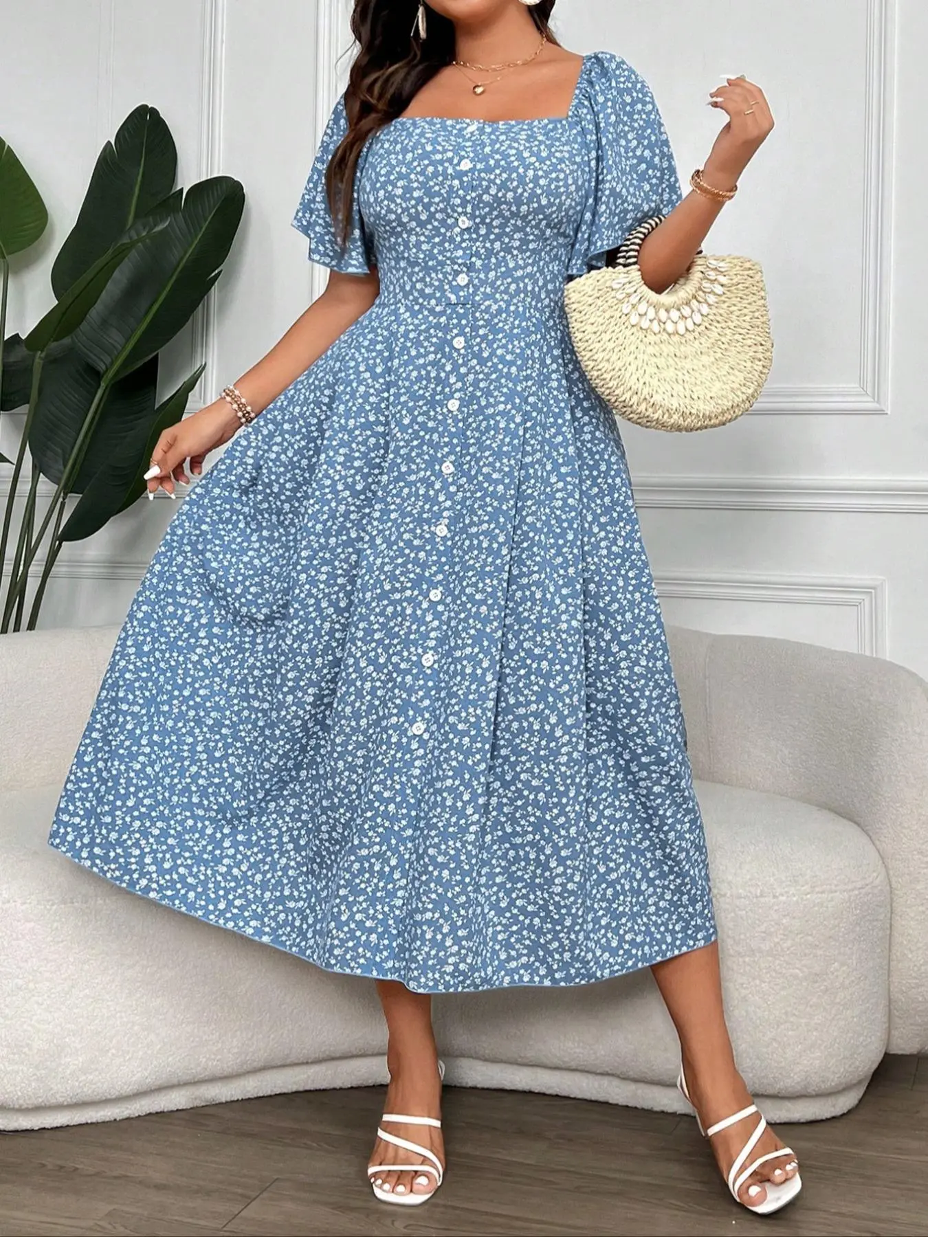 【Plus Size】 Ditsy Floral Print A Line Dress, Boho Fashion Casual Short Sleeve Dress for Daily Holiday Vacation Wear, Women Plus Clothing for Summer