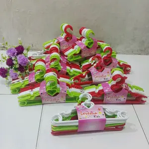 12 Pak Hanger Anak Plastik / Hanger murah anak/ hanger lovenia