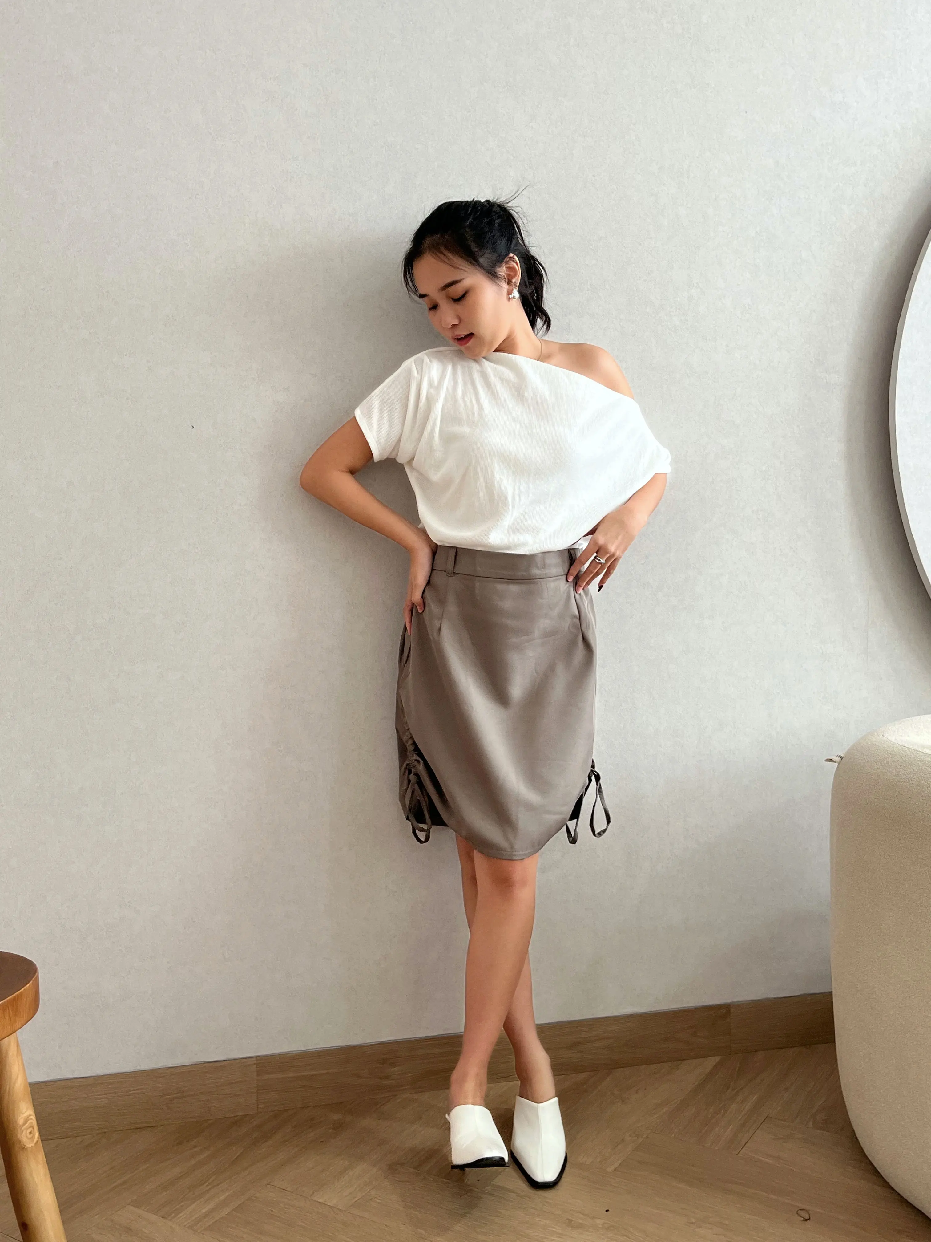 VERA Baju Atasan Wanita - Off Shoulder Basic Top Polos - One Shoulder Blouse