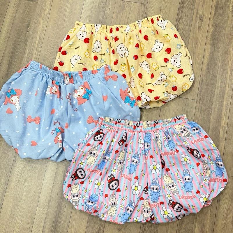 Quần đùi bí phồng hoạt hình 2 lớp hottrend vải lụa mềm mát freesize từ 40-55ki