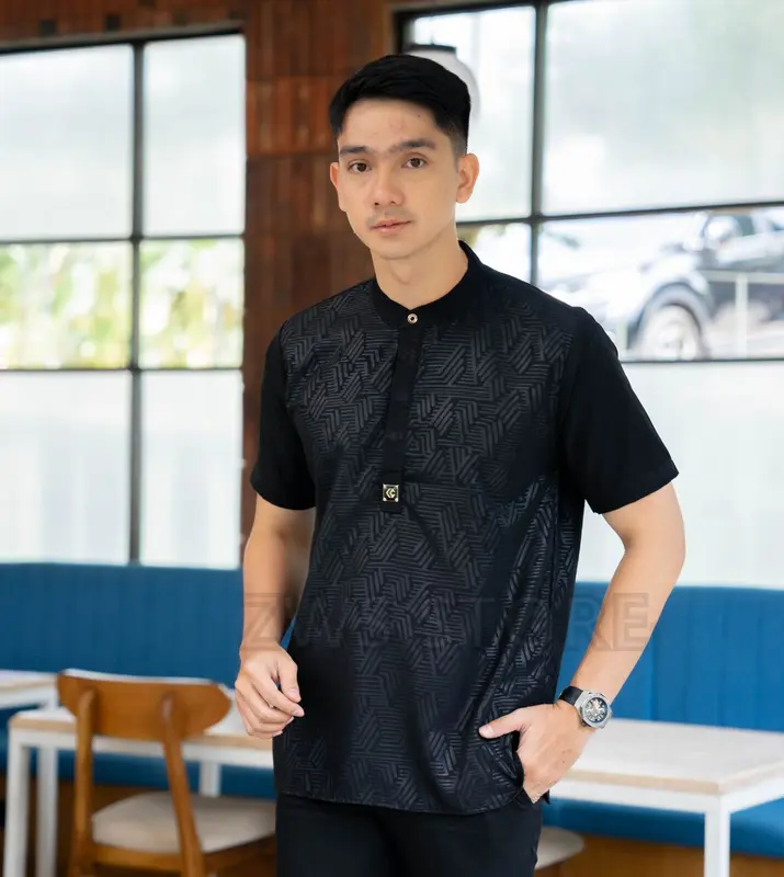 Baju Koko Pria Dewasa Kerah Shanghai Pria Premium Motif Embos Model Kancing Koko Kurta Pria Muslim NAUFAL Hitam Lengan Pendek Jahitan Rapi Kemko Atasan Spesial Lebaran 1