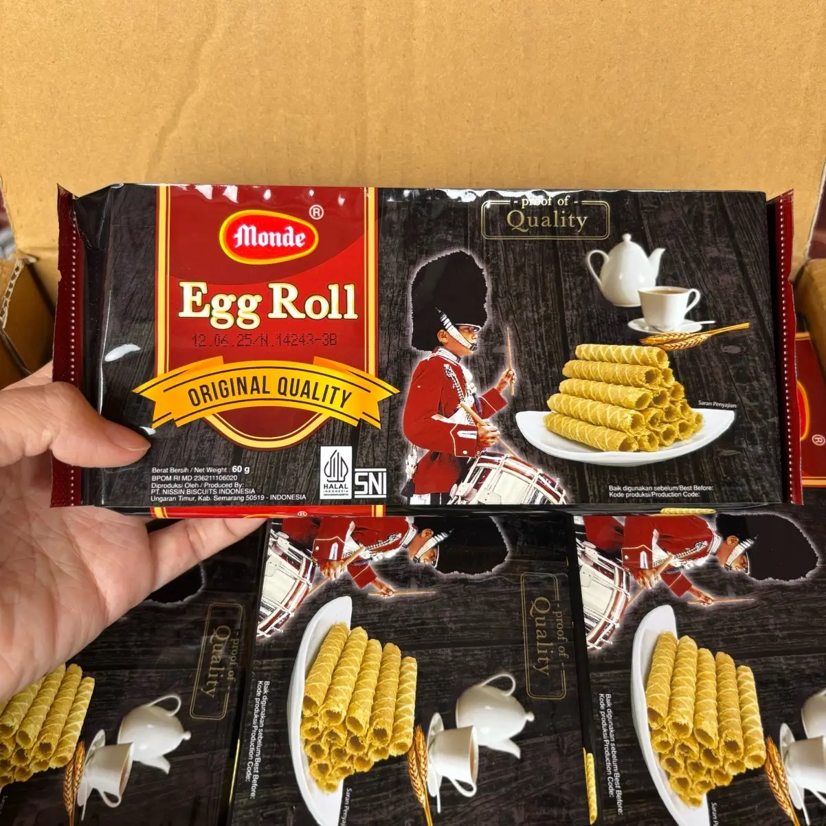 Agen distributor makanan ringan snack ultah anak cemilan wafer biskuit monde egg roll original quality sachet 60g murah berkualitas