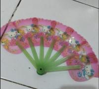 Gambar kipas anak plastik lipat murah meriah dari me and mom jimbaran Kab. Badung 1 Tokopedia