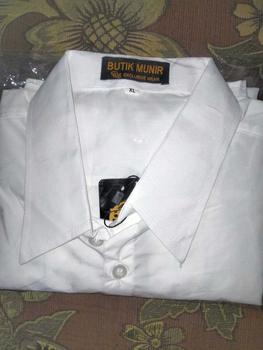 Product Review of Kemeja Putih Polos Formal Slimfit Kemeja Pria Lengan Panjang Bahan Katun Adem Lembut from L**e 0
