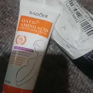 SADOER Krim Penghilang Stretch Mark BPOM Original 40g - Mengurangi Panjang Kedalaman & Tekstur Stretch Mark - Aman untuk Bumil & Busui - Mengandung Ekstrak Herbal & Amino Acid