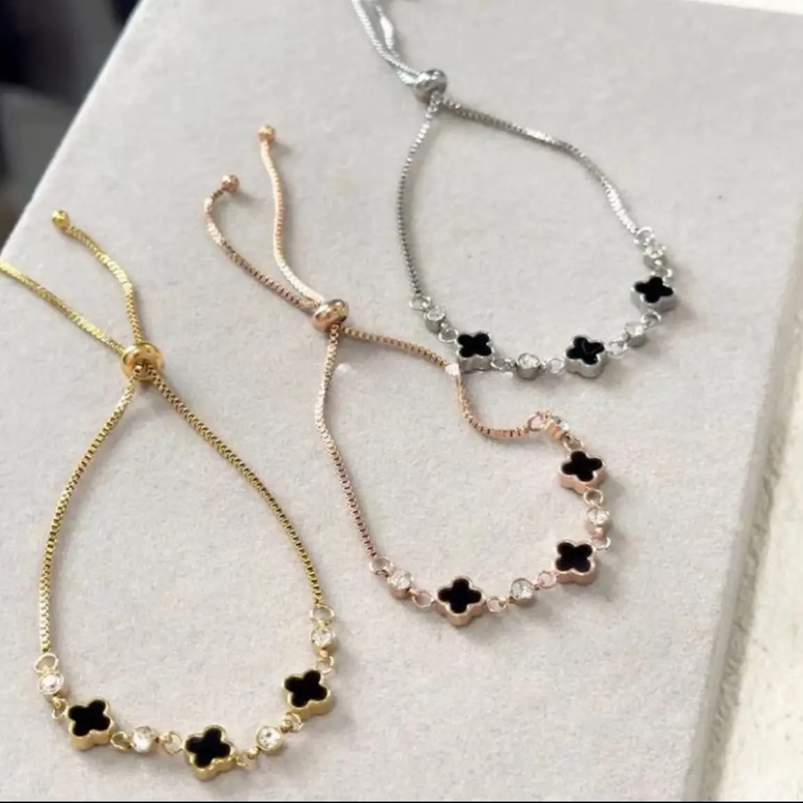GELANG SERUT TITANIUM WANITA GELANG BUNGA BOLAK BALIK STAINLESS BRACELETS COD THE NAZ ACC Aksesoris Elegan
