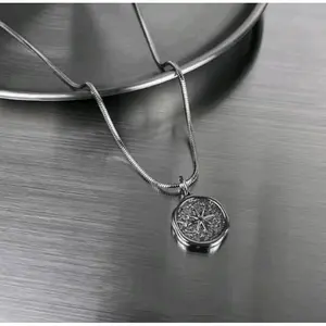 BTC 100% TITANIUM SILVER KALUNG PRIA WANITA LIONTIN KOIN VIRAL ANTI KARAT TERLARIS