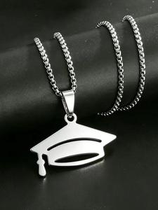 Colgante de collar de acero inoxidable con sombrero de graduación, regalo perfecto para amigos y compañeros de clase, ideal durante la temporada de graduaciones