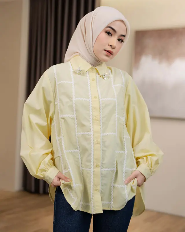 Mayoutfit Zeeva Shirt | Kemeja Poplin Wanita Detail Renda Bordir 3