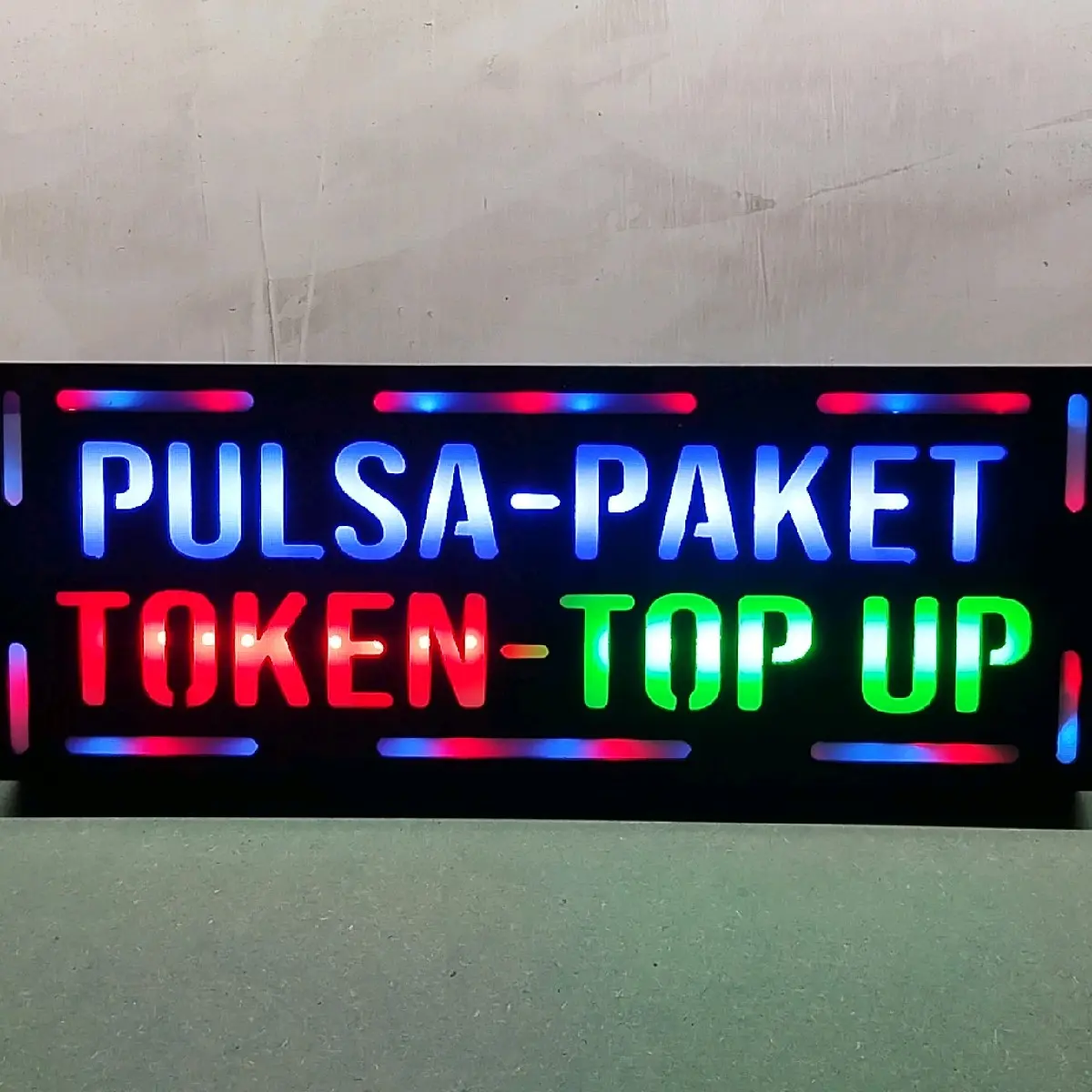 lampu tulisan pulsa paket token topup / lampu hias /lampu rgb / lampu konter hp