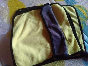 Product Review of Kain Lap 2 Warna Microfiber  30X30 cm / Lap Mobil Serbaguna (C1) from H**a A**7 0