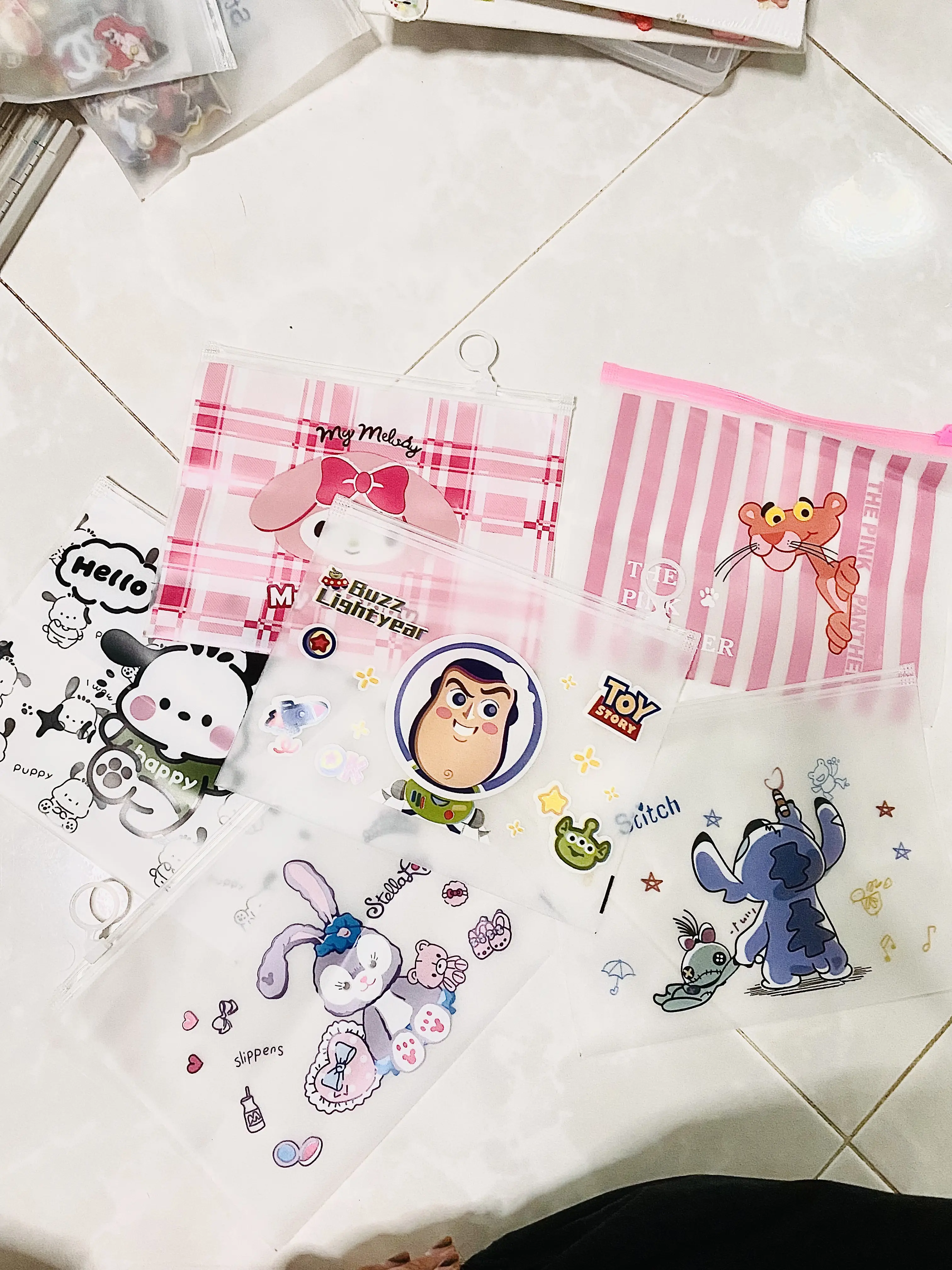 [SG LOCAL] PVC ziplock bag cartoon Lightweight Organiser