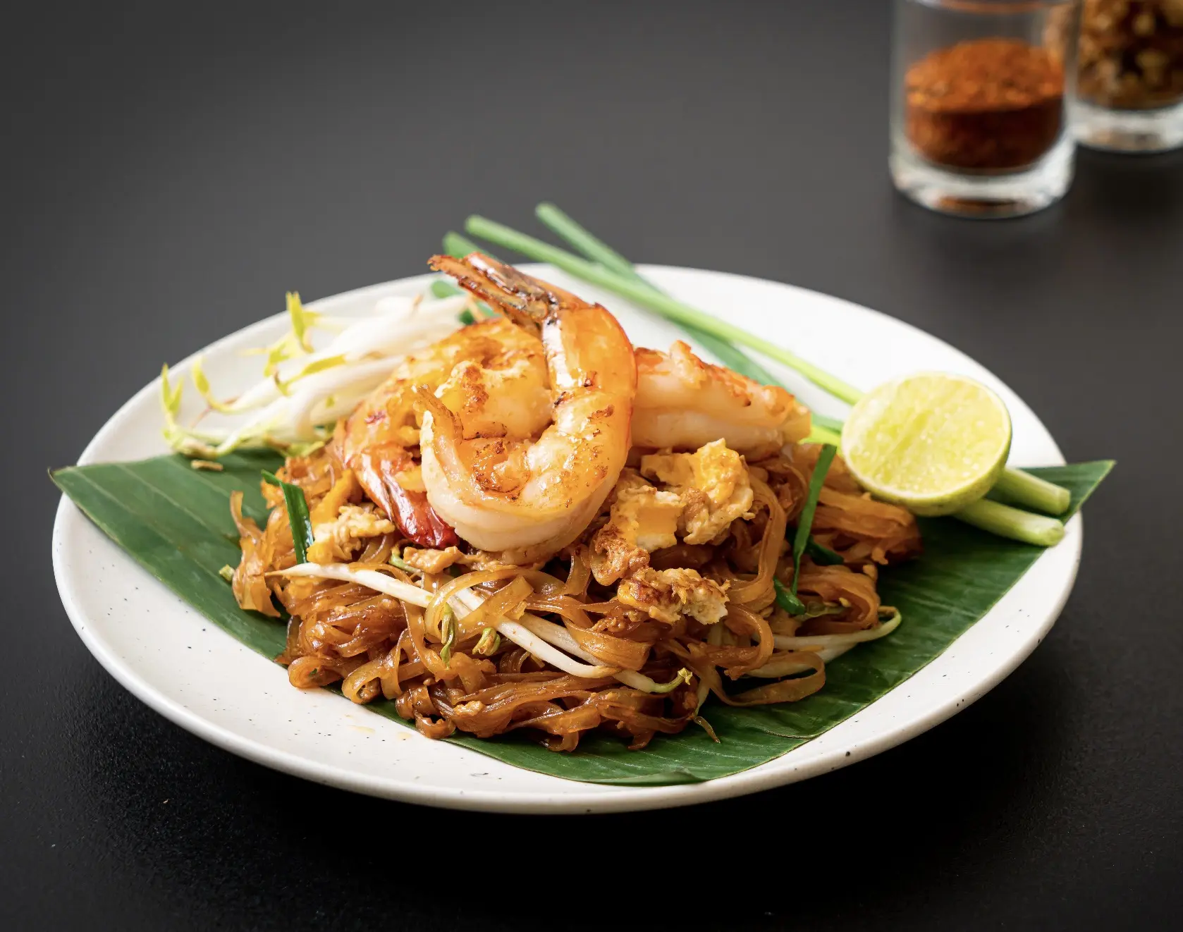 Pad Thai (Chicken), Classic Pad Thai – Ready-to-Eat, Savory Thai Delight Food Chewy