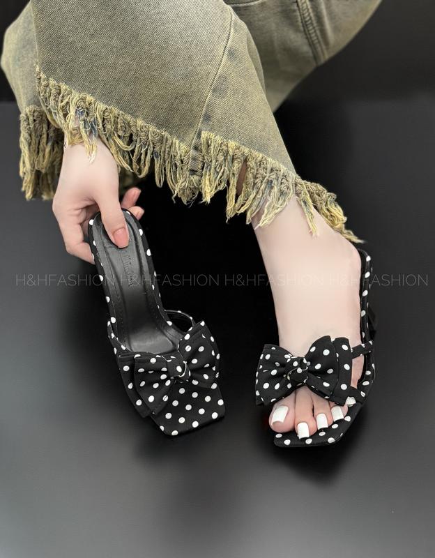 H&HFASHION Dép Nữ Cao 7cm Đính Nơ Chấm Bi Xinh Xắn Thời Trang Mới 2025 Giày Sandal Nữ Sang Trọng Phù Hợp Cho Các Dịp Thời Trang Hiện Đại