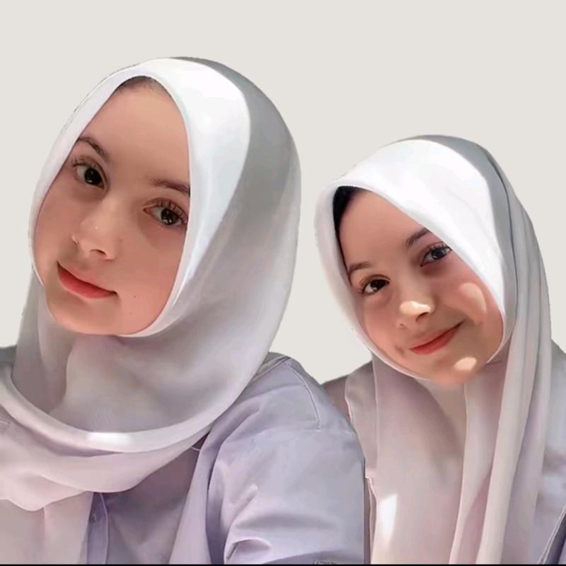 Hijab Segi Empat Anak Sekolah SMP dan SMA / Kerudung Segi 4 Basic Voal Polos Jahit Tepi Rapi Muslim Nyaman Instan Terbaru 1