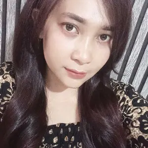 Z 70 Wig Wanita Rambut Palsu Half Lace Wave Panjang 70cm, Bebas belahan bahan fiber high quality