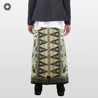 Gambar Sarung Batik Pria 08 LIRIS KEONGAN SIDO MUKTI TUMPAL REBUNG Original Rayon Premium SYAM MAWARDAH Muslim Motif - Abu-abu Hitam dari Syam Mawardah_NEW Kab. Sukoharjo 3 Tokopedia