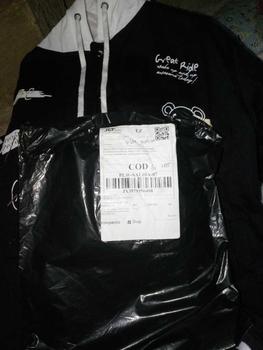Product Review of [MV] Jaket Hodie Cowok Cewek Oversize Matt Flace Jaket Hodie Merch Kekinian hoodie zip from E**a 1