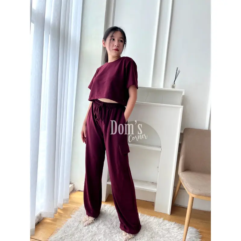 Domscorner - Ji-Yu Cargo set - celana cargo - atasan crop top - basic shirt - basic tee - kaos polos - set ala korea - baju ala korea - cargo pants Karet Katun 4