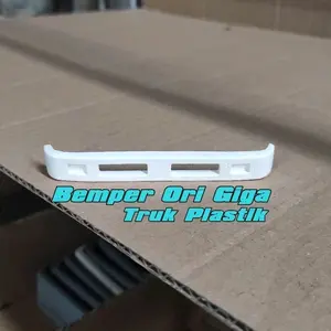 Skala Truk Plastik Bemper STD GIGA Untuk Modif Miniatur