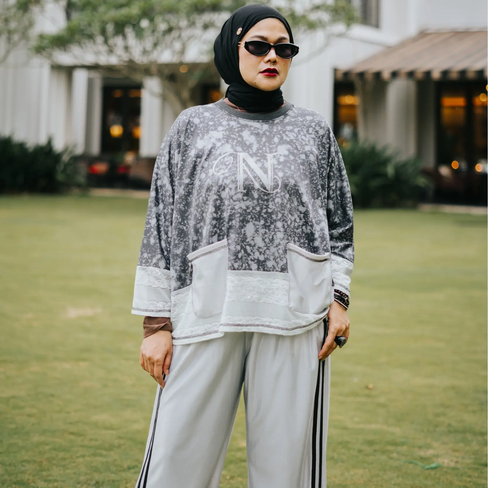 Oneset Batwing Printing Abstrak Abu